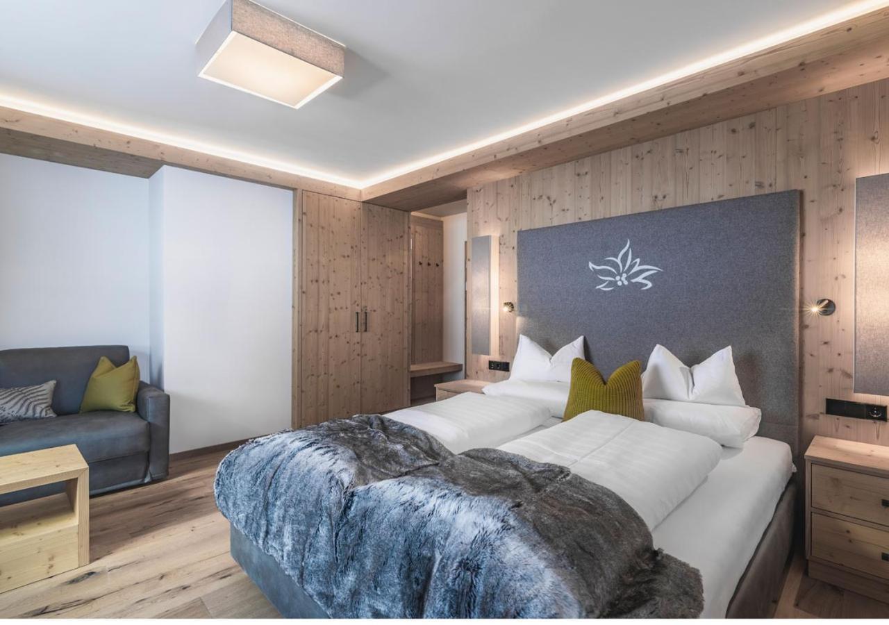 Hotel & Chalets Edelweiss Madonna  Zewnętrze zdjęcie